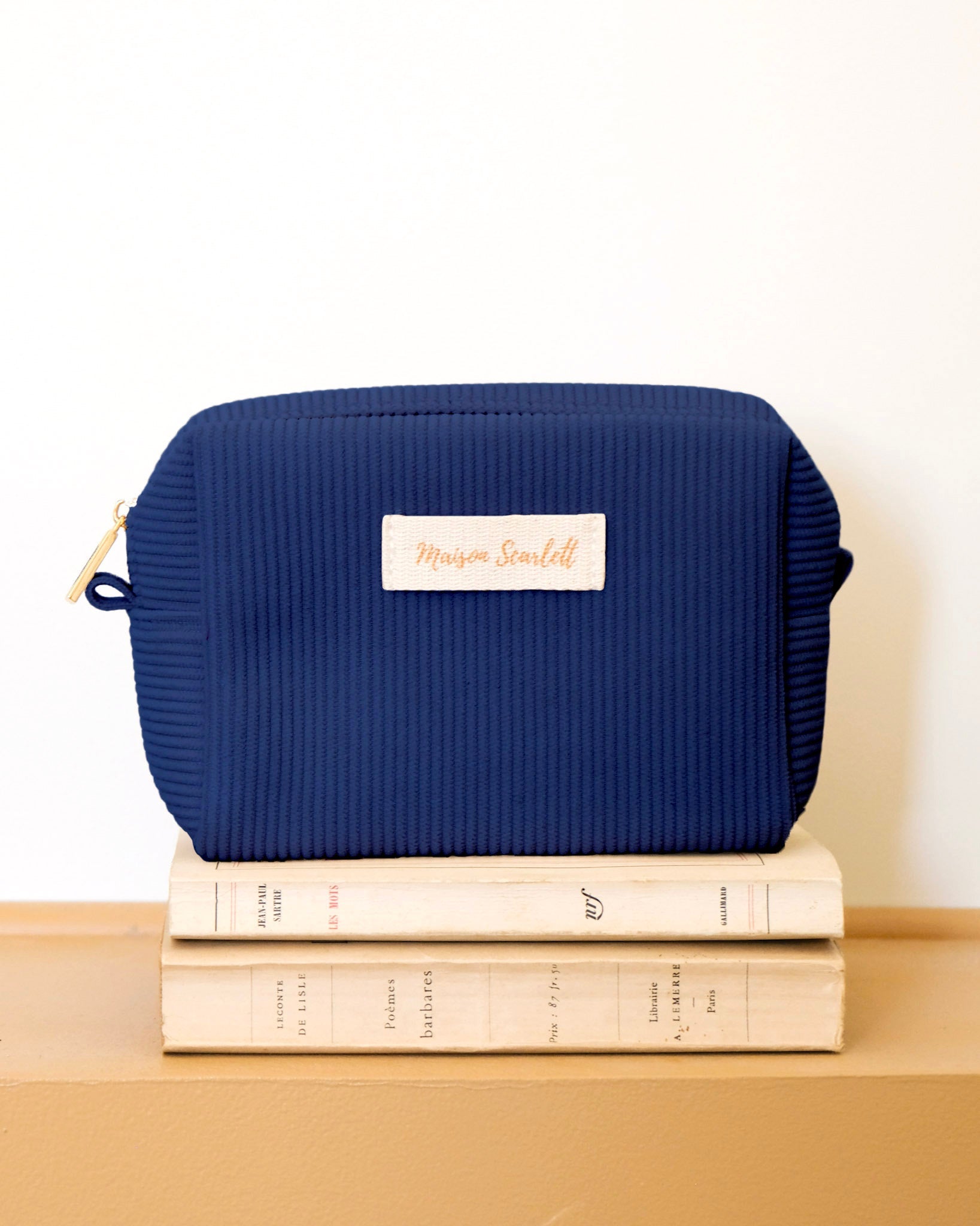 Trousse de toilette Charlotte en velours côtelé