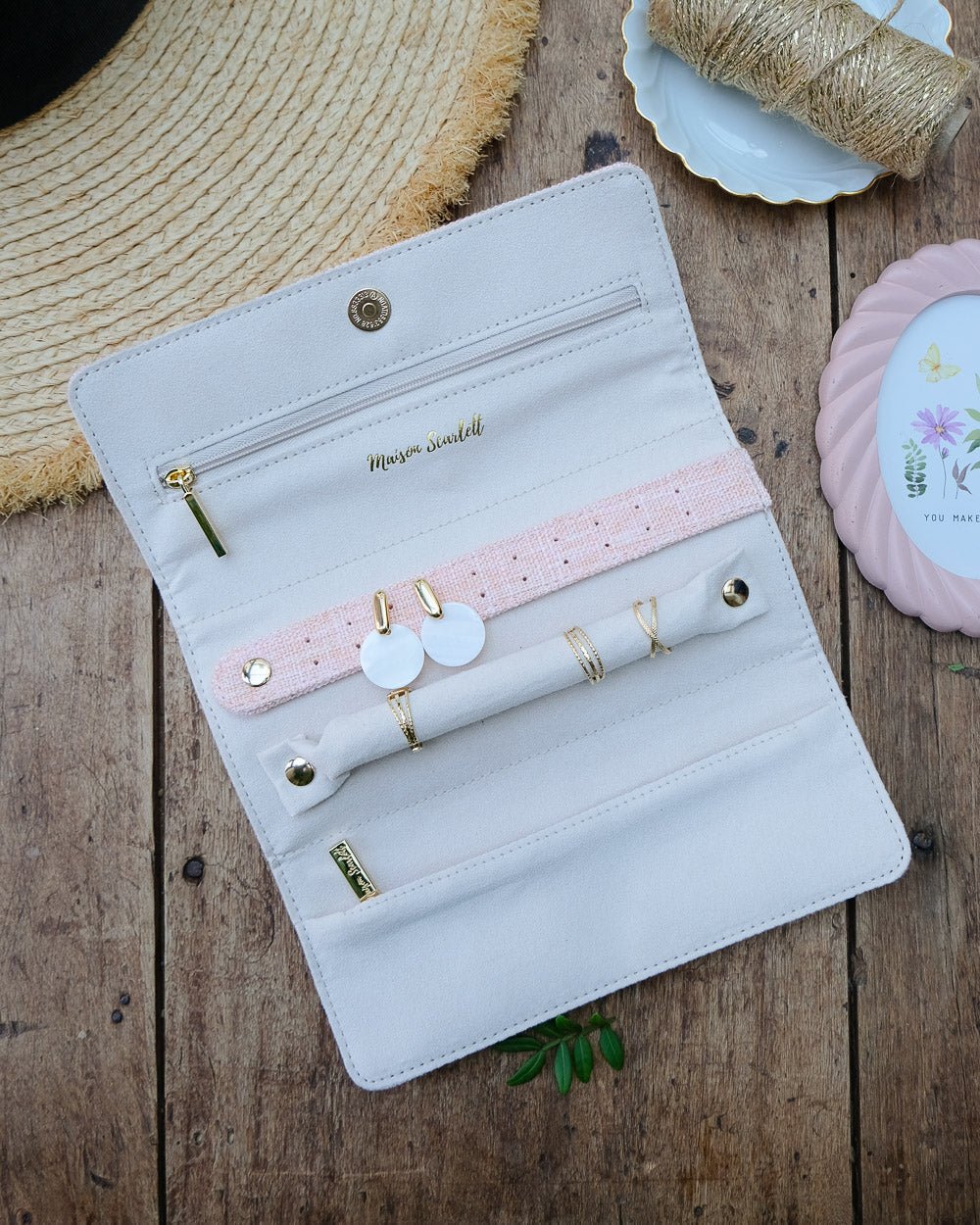 Pochette à bijoux Catherine effet lin